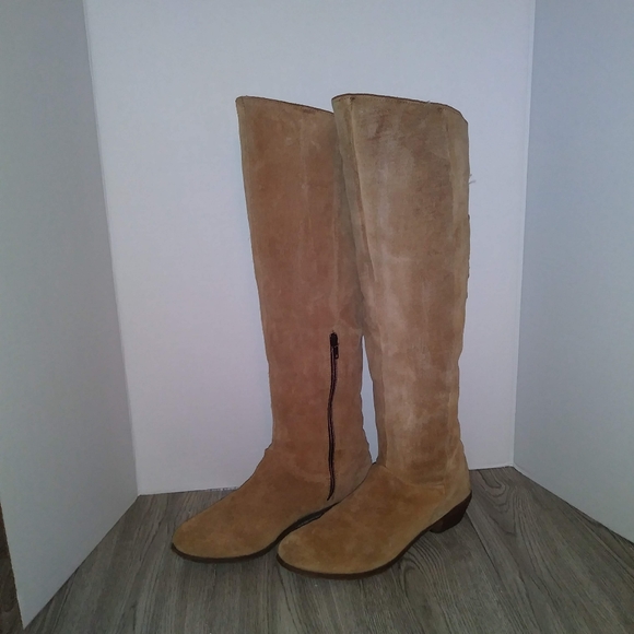 Naughty Monkey Knee High Boot - Picture 3 of 8